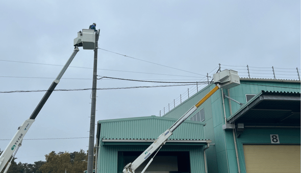 建柱工事の様子