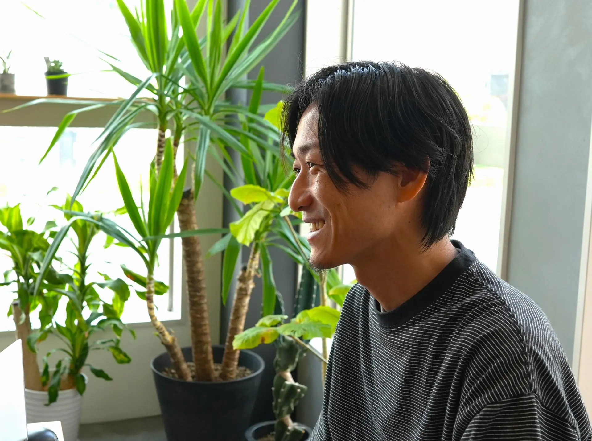 三矢建築の男性